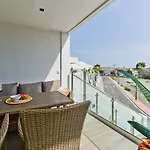 Βίλα Royal Palm 36 8 Pax With Heated Private Pool