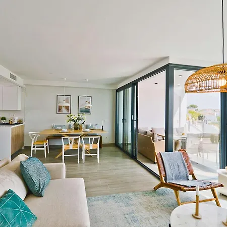 Royal Palm 36