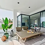 Royal Palm 36 فيلة